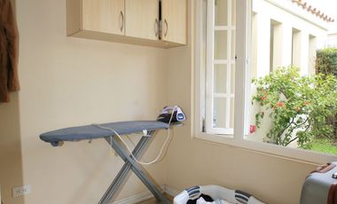 VIVIENDA DE ALTO STANDING CON AMPLIAS ÁREAS SOCIALES Y SEGURIDAD TOTAL