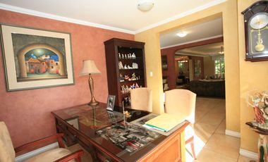 VIVIENDA DE ALTO STANDING CON AMPLIAS ÁREAS SOCIALES Y SEGURIDAD TOTAL