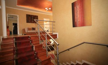 VIVIENDA DE ALTO STANDING CON AMPLIAS ÁREAS SOCIALES Y SEGURIDAD TOTAL