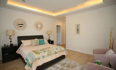 VIVIENDA DE ALTO STANDING CON AMPLIAS ÁREAS SOCIALES Y SEGURIDAD TOTAL