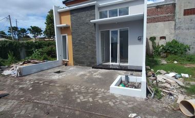 Rumah strategis lokas wage aloha waru