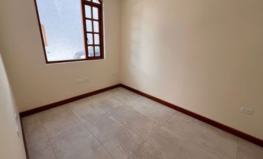 Alquiler Casa Nueva No Adosada en La Armenia – Valle de Los Chillos