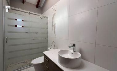 Alquiler Casa Nueva No Adosada en La Armenia – Valle de Los Chillos