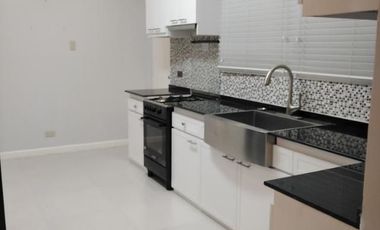 For Lease: 3-Bedroom Unit in BF Homes