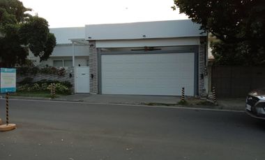 For Lease: 3-Bedroom Unit in BF Homes