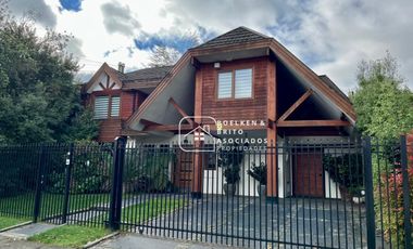 Casa en Venta en Sector Barrio Inglés Cercano a Colegio Green House