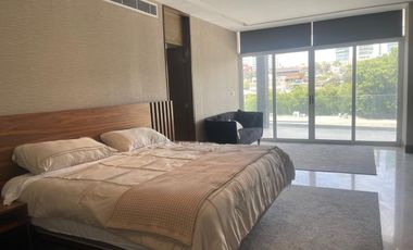 Venta Departamento Penthouse Amueblado en Santa Engracia,  San Pedro Garza García