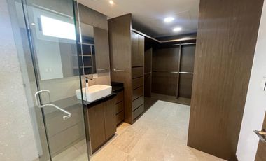 Venta Departamento Penthouse Amueblado en Santa Engracia,  San Pedro Garza García