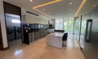 Venta Departamento Penthouse Amueblado en Santa Engracia,  San Pedro Garza García