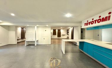 Avenida Vitacura/ Clinica Alemana/ Club Manquehue