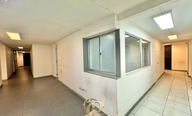 Avenida Vitacura/ Clinica Alemana/ Club Manquehue