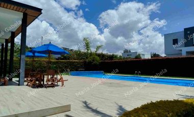 En Venta Casas No Adosadas, Dentro de Preciosa Urbanización en PUEMBO-Sector Rincón de Puembo -Varios modelo desde 156m²