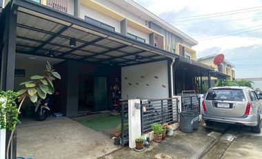 Urgent Sale: Townhome near Red Line ---, Don Mueang Station Project: The Connect Laksi - Don Mueang Pleasant atmosphere with a 1-rai (1,600 sqm)