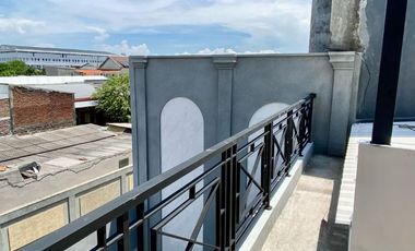 Dijual Rumah Baru Hook  Private Pool Selangkah Raya Bandara Juanda Sidoarjo