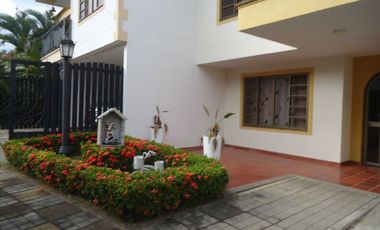 EN VENTA CASA EN EL CONDOMINIO CAMPESTRE ALTOS DE IGUATEMI AL ORIENTE DE NEIVA