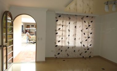 EN VENTA CASA EN EL CONDOMINIO CAMPESTRE ALTOS DE IGUATEMI AL ORIENTE DE NEIVA