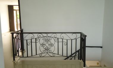 EN VENTA CASA EN EL CONDOMINIO CAMPESTRE ALTOS DE IGUATEMI AL ORIENTE DE NEIVA