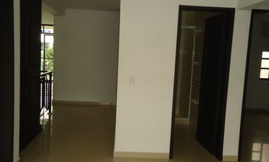 EN VENTA CASA EN EL CONDOMINIO CAMPESTRE ALTOS DE IGUATEMI AL ORIENTE DE NEIVA