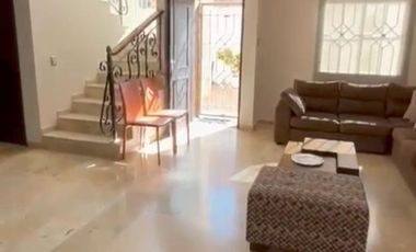 Casa amoblada en arriendo en Altos del Limonar