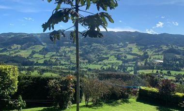 Hermosa finca Subachoque
