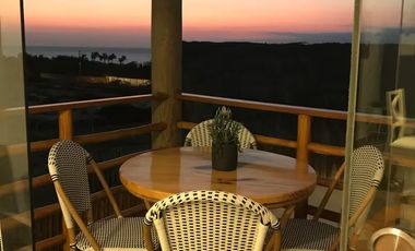 Totalmente equipado y amoblado con hermosa vista al mar en condominio de lujo en Vichayito