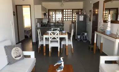 Totalmente equipado y amoblado con hermosa vista al mar en condominio de lujo en Vichayito