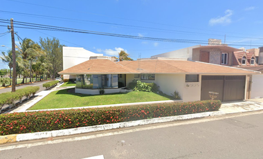 HERMOSA RESIDENCIA EN VENTA DE REMATE EN BOCA DEL RIO VERACRUZ