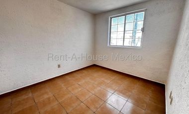 Oportunidad en Belen Queretaro Duplex Venta