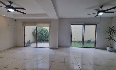 VENDO CASA EN LA RIVIERA VERACRUZANA, CON PLAYA PRIVADA Y CASA CLUB