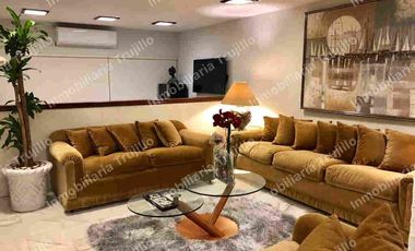 RENTO CASA EN COSTA DE ORO (SIN MUEBLES) PARA CASA HABITACION U OFICINA