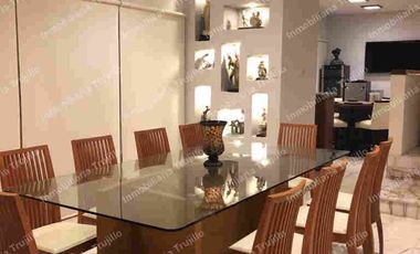 RENTO CASA EN COSTA DE ORO (SIN MUEBLES) PARA CASA HABITACION U OFICINA