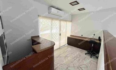 RENTO CASA EN COSTA DE ORO (SIN MUEBLES) PARA CASA HABITACION U OFICINA