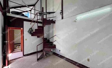 RENTO CASA EN COSTA DE ORO (SIN MUEBLES) PARA CASA HABITACION U OFICINA