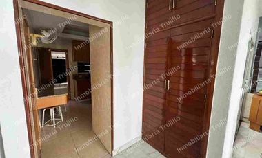 RENTO CASA EN COSTA DE ORO (SIN MUEBLES) PARA CASA HABITACION U OFICINA