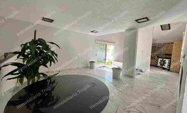 RENTO CASA EN COSTA DE ORO (SIN MUEBLES) PARA CASA HABITACION U OFICINA