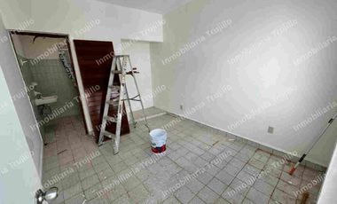 RENTO CASA EN COSTA DE ORO (SIN MUEBLES) PARA CASA HABITACION U OFICINA