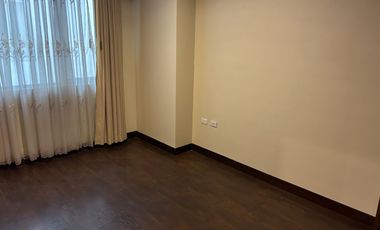 Departamento en la Av. Cuxibamba