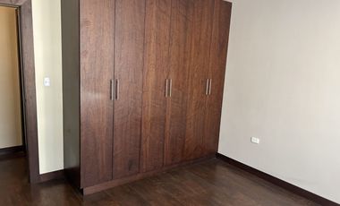 Departamento en la Av. Cuxibamba