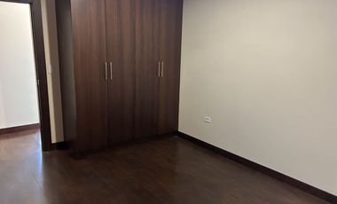 Departamento en la Av. Cuxibamba