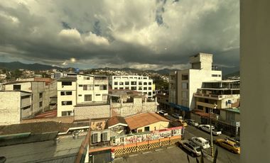 Departamento en la Av. Cuxibamba