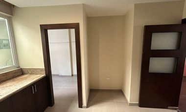 Departamento en la Av. Cuxibamba