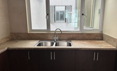 Departamento en la Av. Cuxibamba