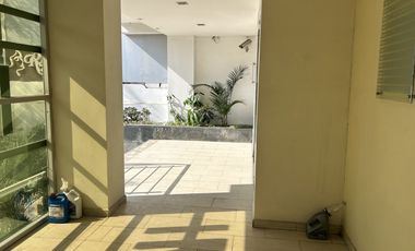 Departamento en la Av. Cuxibamba