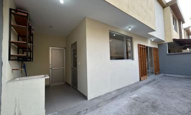 Casa Amoblada en Venta o Renta en Conjunto Portofino