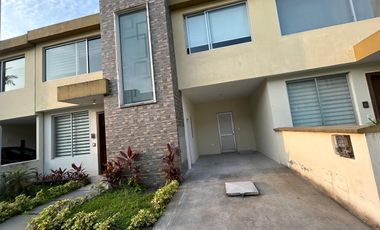 Casa Amoblada en Venta o Renta en Conjunto Portofino