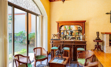 ELEGANCIA Y TRANQUILIDAD, CASA EN VENTA EN JARDINES DEL PEDREGAL