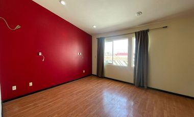 CASA EN VENTA LOMAS DE SAN MATEO, TOLUCA