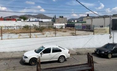 TERRENO EN RENTA EN LA AV. LÁZARO CÁRDENAS $130 x m2