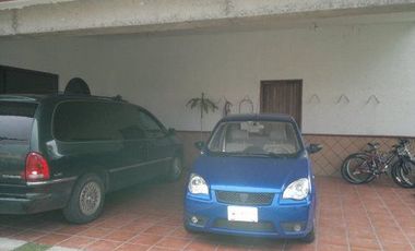 GRAN CASA FAMILIAR EN VENTA, FRACCIONAMIENTO QUINTAS DE MORILLOTLA