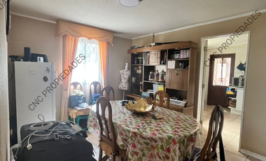 🏡 ¡EN VENTA! Casa de dos pisos + mini departamento independiente.